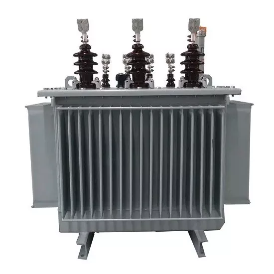 Transformador inmerso de aceite de 200 kVa